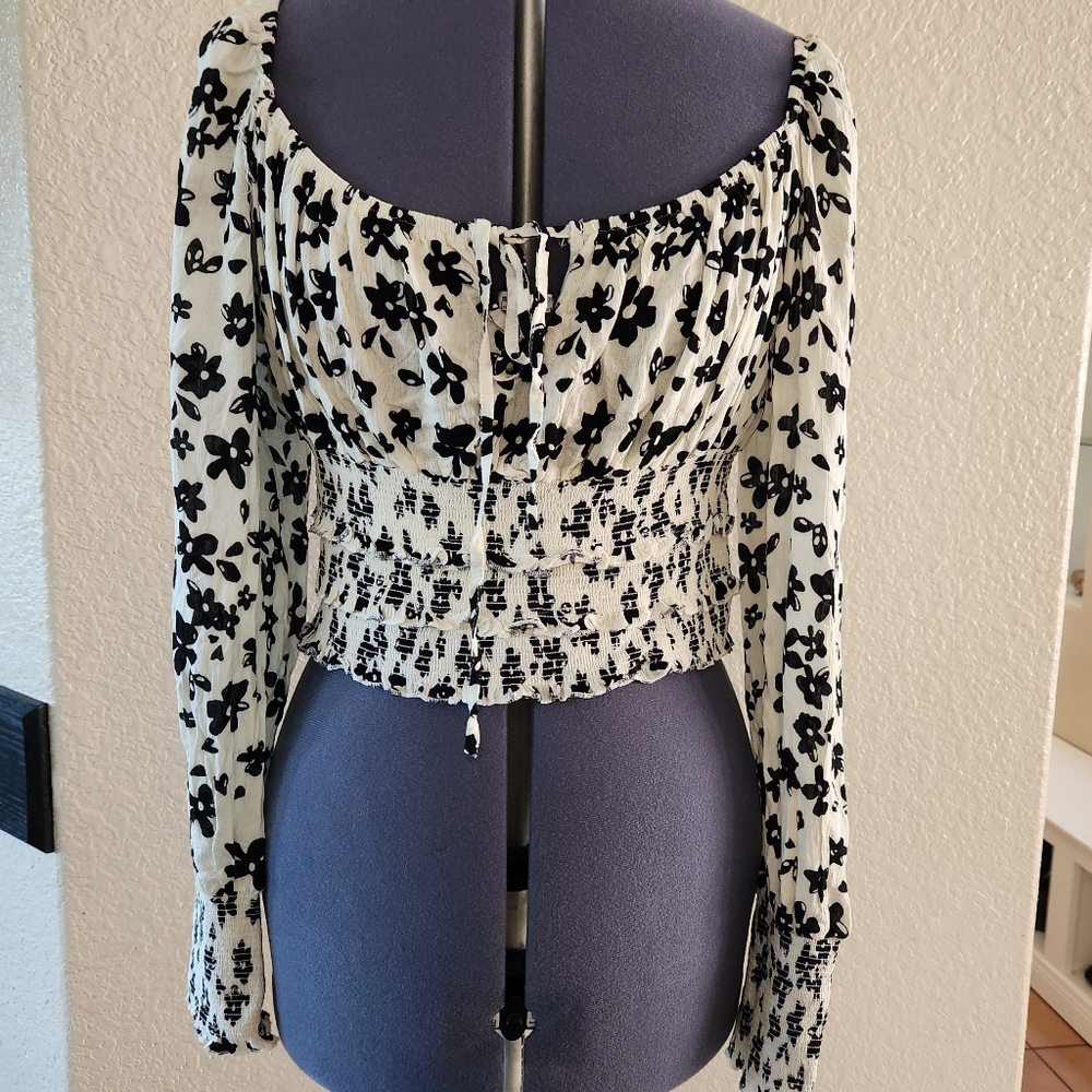 KENDALL + KYLIE TOP